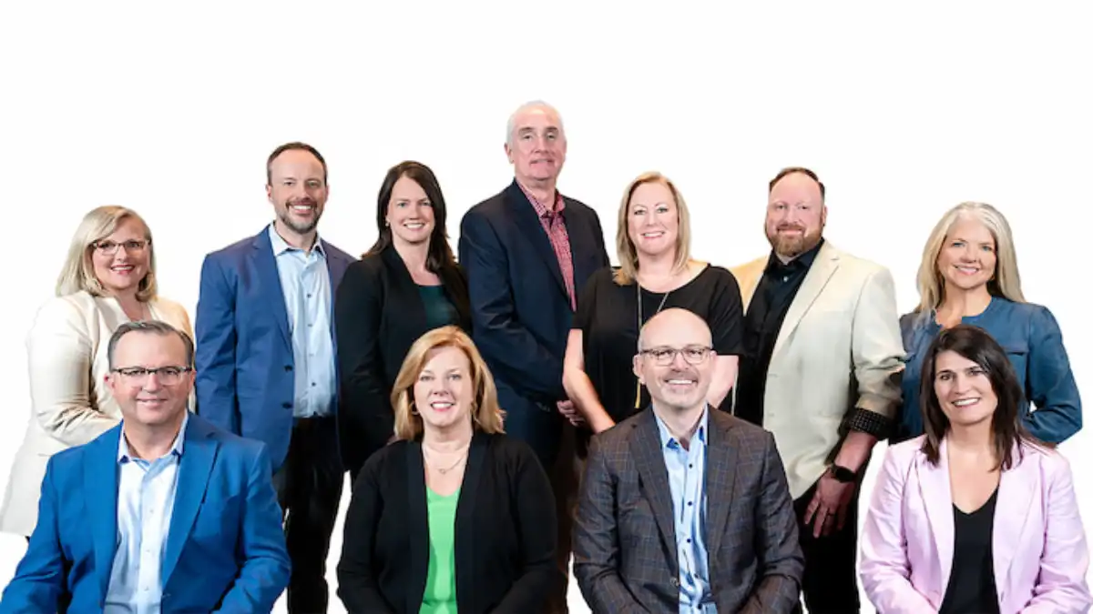 The 11 members of the Great Clips leadership team
